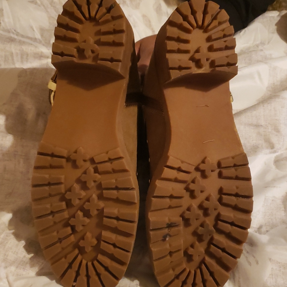 Booties - Picture 4 of 5